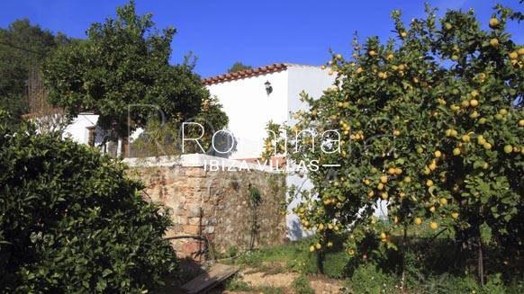 RV102 FINCA JARDIN