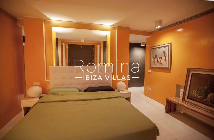 villa stella-4bedroom orange