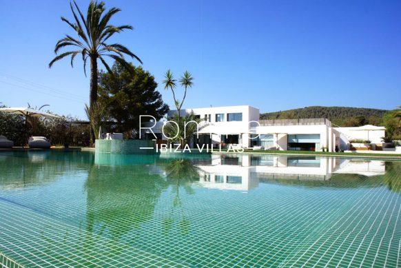RV320-04 VILLA YUNDAL J