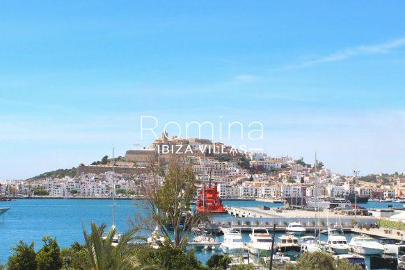 RV167 APARTAMENTO MARINA CALMA