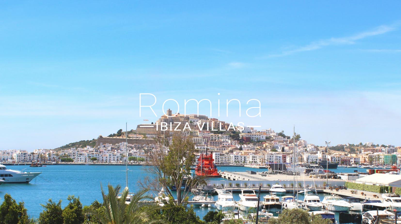 4 Bedroom Apartment For Sale Marina Botafoch Paseo