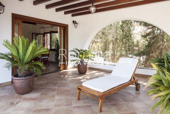 RA174 CASA ZURA