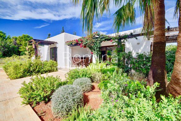 RV452 FINCA CALA