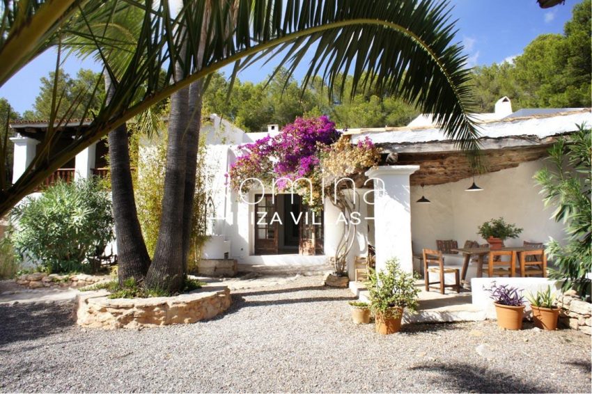 finca gibert ibiza-2facade porch