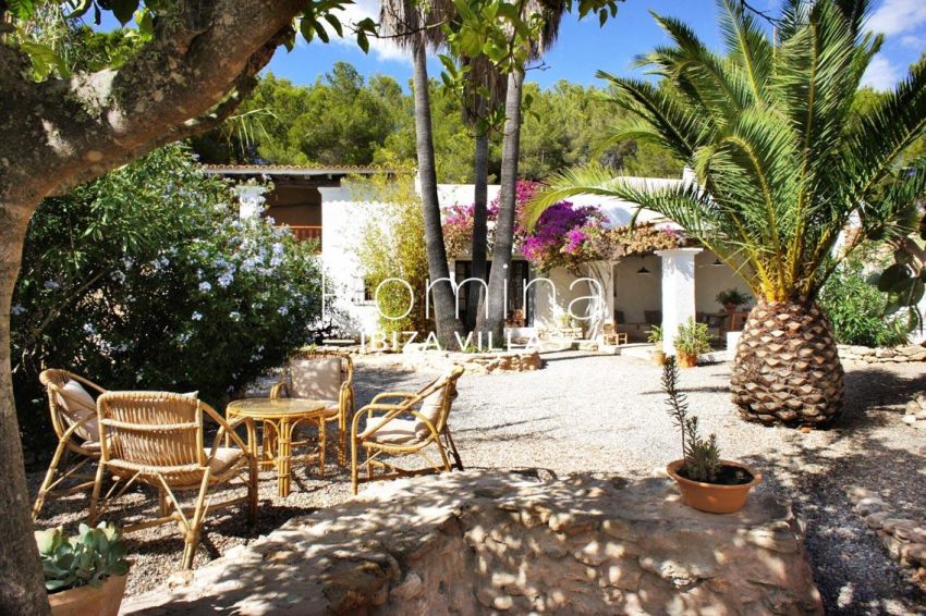 finca gibert ibiza-2terrace facade