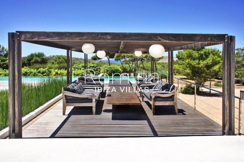 villa vallis ibiza-2pool pergola wooden deck