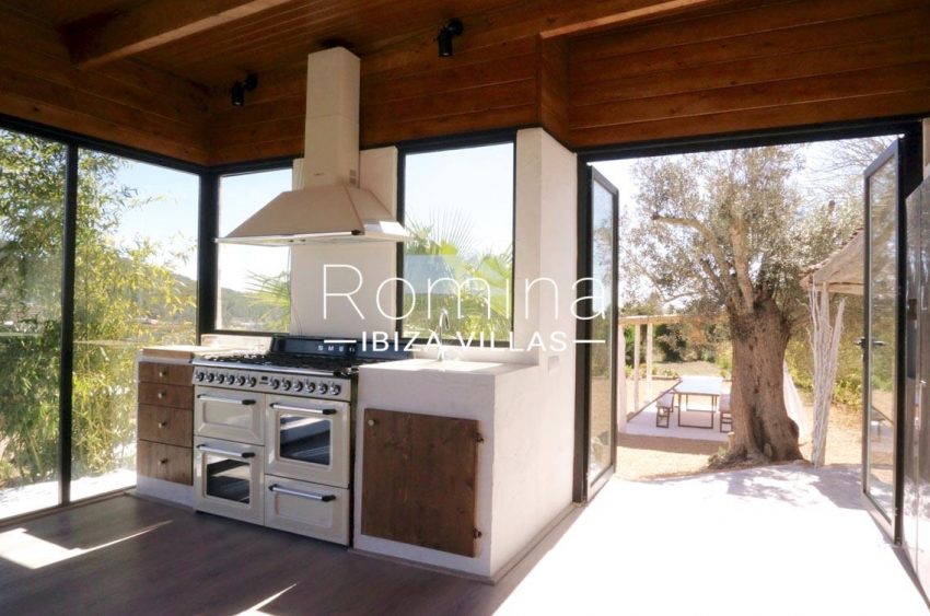 finca las palmeras ibiza-3dining area kitchen2