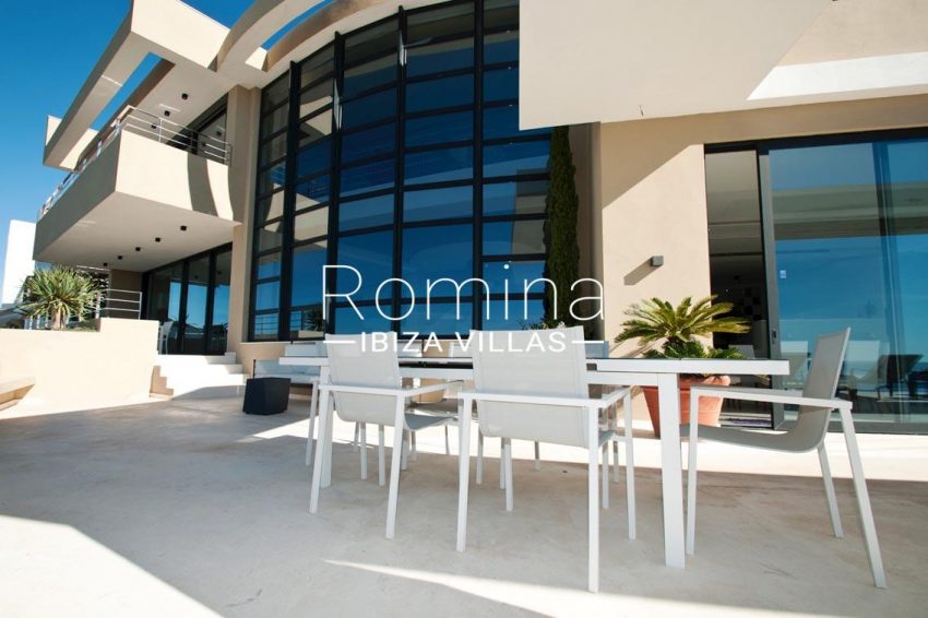 villa papirum ibiza-2terrace dining area facade