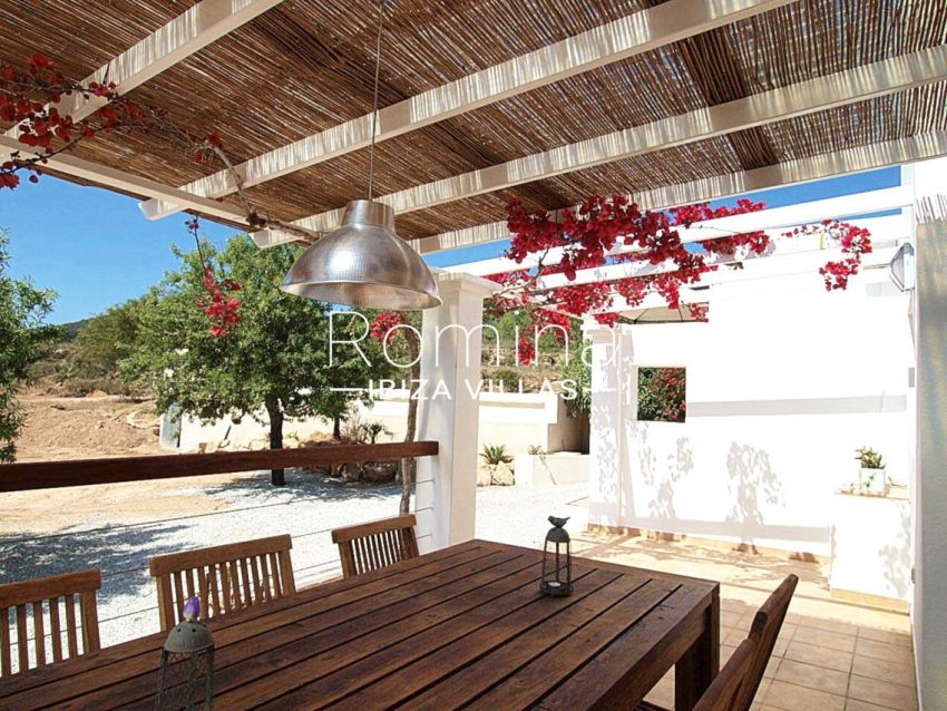 casa pouas ibiza-2pergola terrace