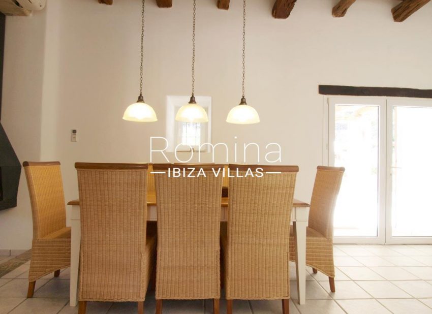 casa vergel ibiza-3zdining room2