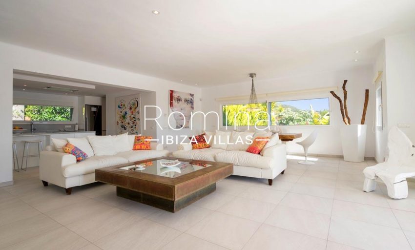 villa jecinda ibiza-3living room kitchen