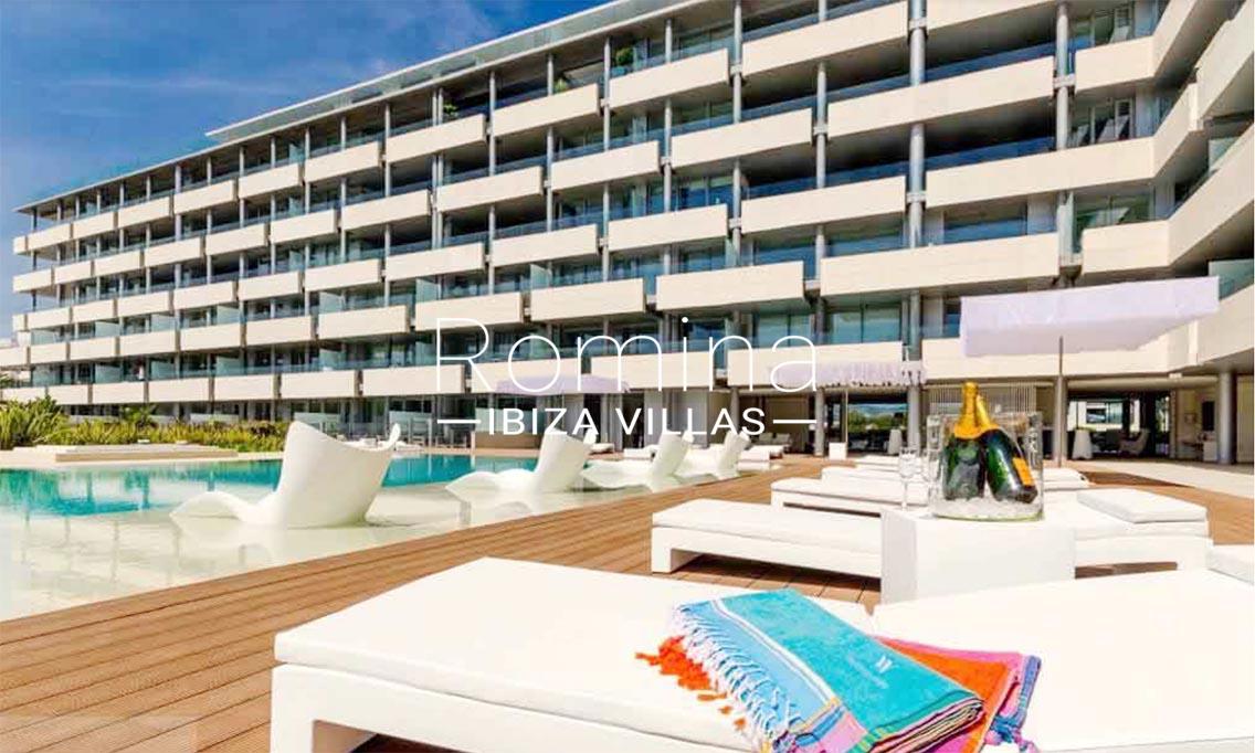 2 Bedroom Apartment For Ibiza