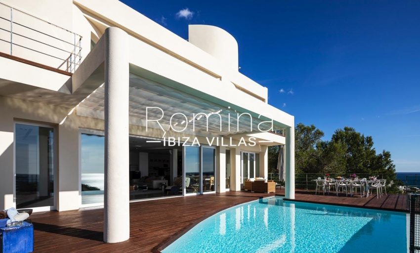 villa sedna ibiza-2pool facade terrace dining area