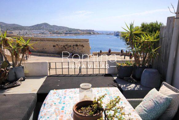RV600 APARTAMENTO DALT VILA TERRAZA