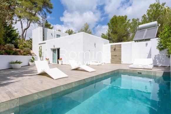 RV605 VILLA SA CALMA