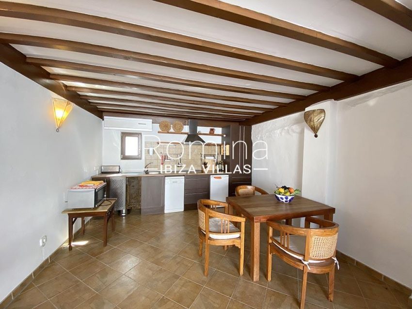 romina-ibiza-villas-rv-667-29-duplex-mary-3zdining area kitchen