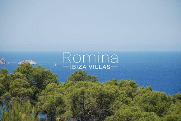 RV736-81 VILLA KALA