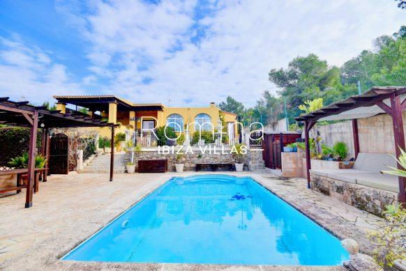 RV526-72 VILLA EVA