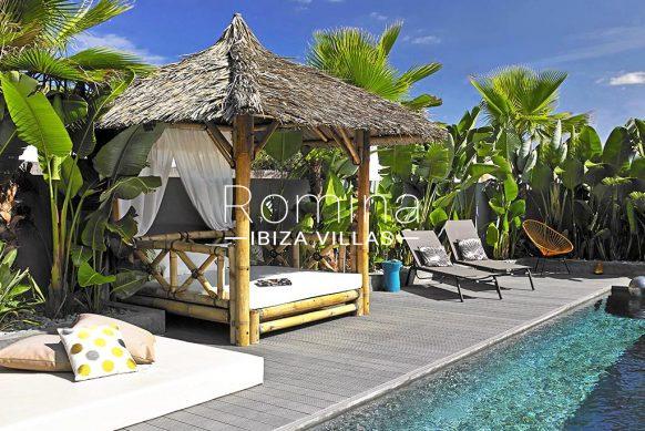 RV760-54 VILLA TIKI
