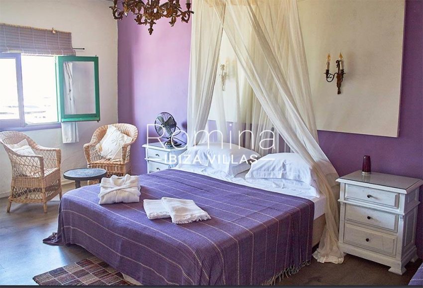 romina-ibiza-villas-rv-813-62-guest-house-andrea-4bedroom mauve