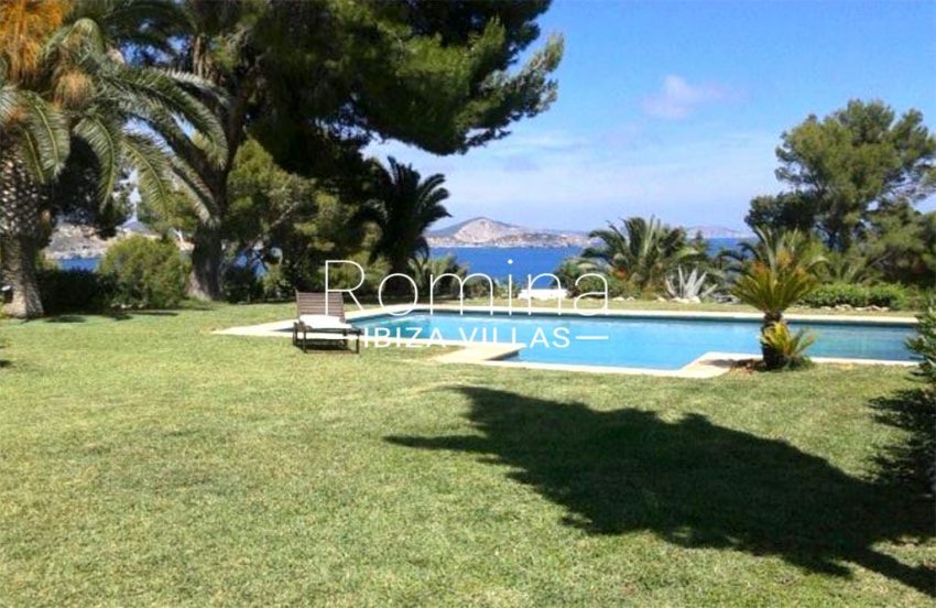 romina-ibiza-villas-rv-897-01-villa-mariola-1pool sea view3