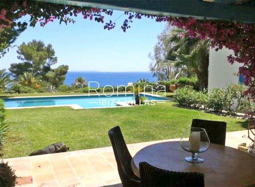 romina-ibiza-villas-rv-897-01-villa-mariola-1porch sea view pool