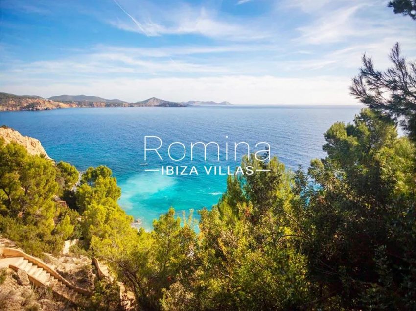 romina-ibiza-villas-rv-897-01-villa-mariola-1sea access