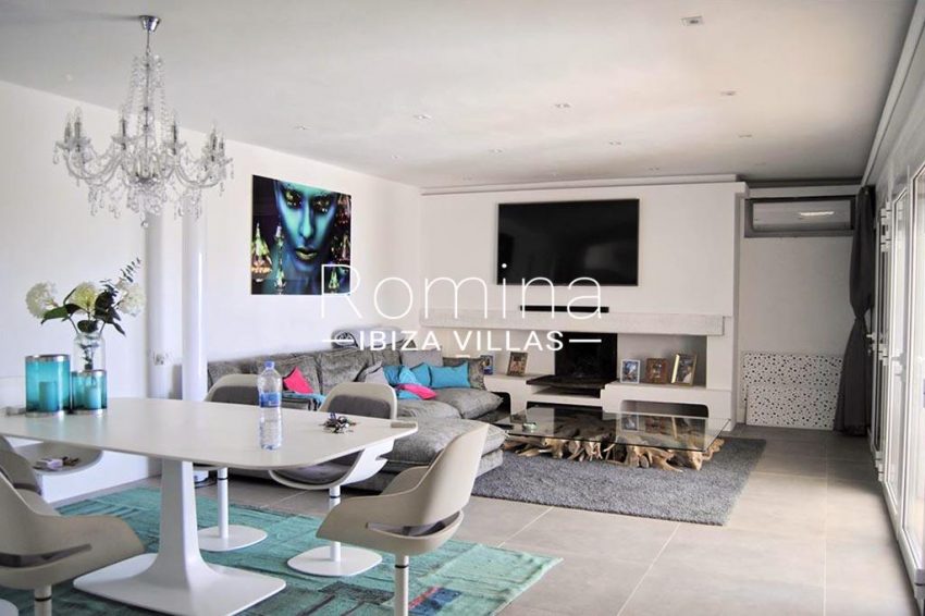 romina-ibiza-villas-rv-923-24-villa-banan-3living dining room