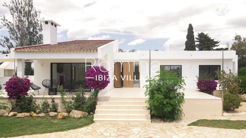 romina-ibiza-villas-rv-936-56-villa-hermone-2facade