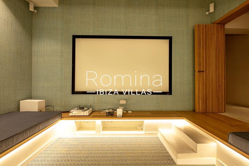 romina-ibiza-villas-rv-937-48-villa-malibu-3zhome cinema