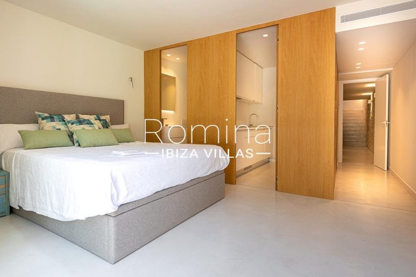 romina-ibiza-villas-rv-937-48-villa-malibu-4bedroom4bis