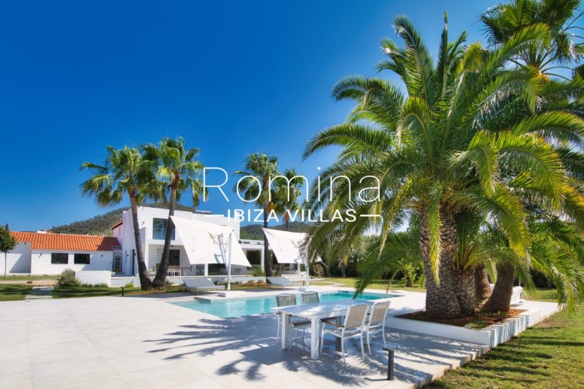 8.6 Villa Blanca RA315-01 ROMINA IBIZA VILLAS