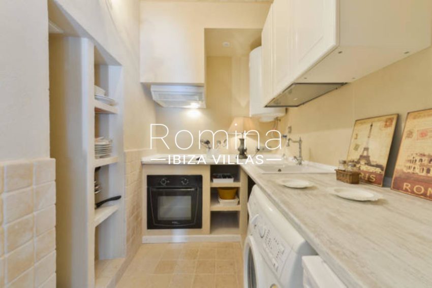 RV5086-01-Apartamento-daltvilablue-cocina