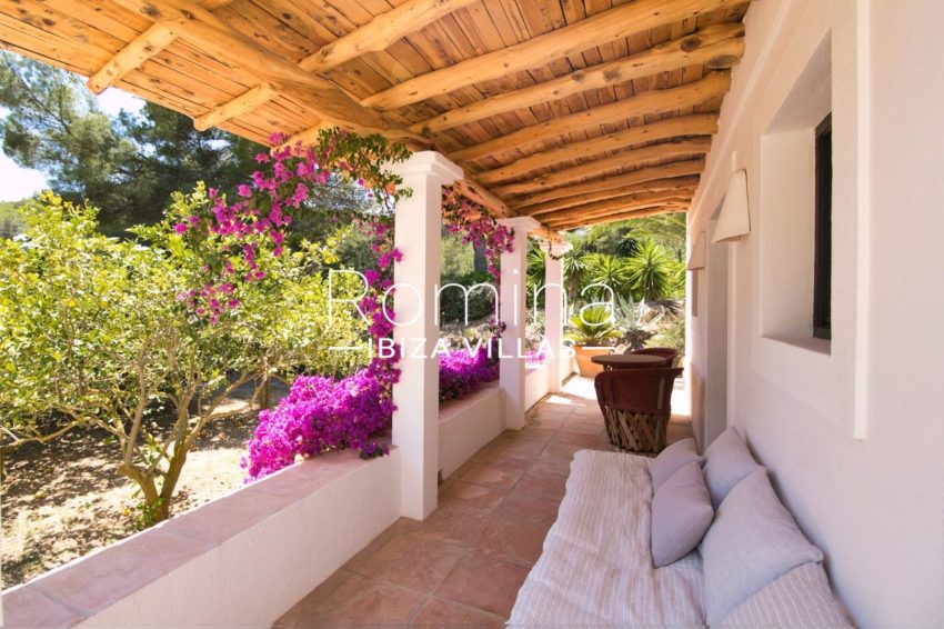 romina-ibiza-villas-ra-301-2-terrace anexe