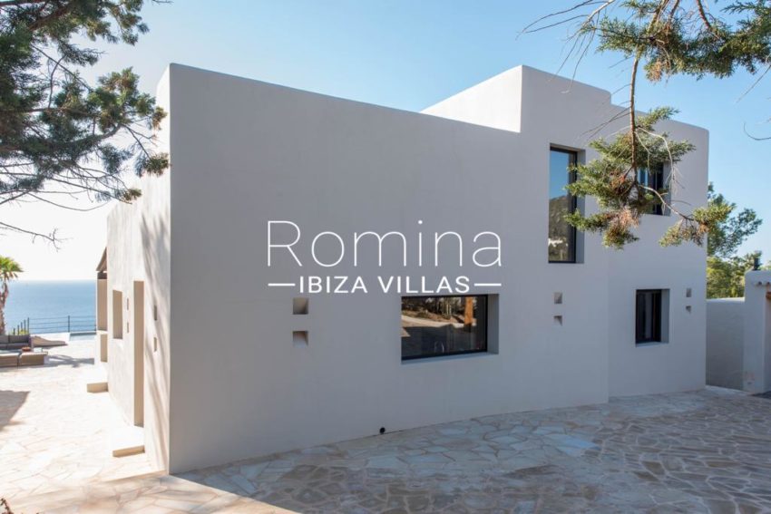 romina-ibiza-villas-ra-300-Casa por detras