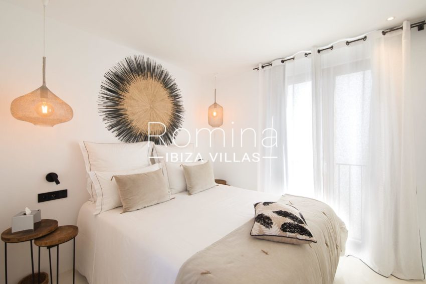 5 RV5109-01 Penthouse Blue Light Romina Ibiza Villas