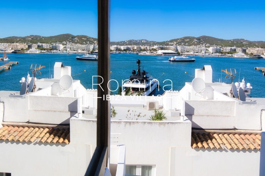 8 RV5109-01 Penthouse Blue Light Romina Ibiza Villas
