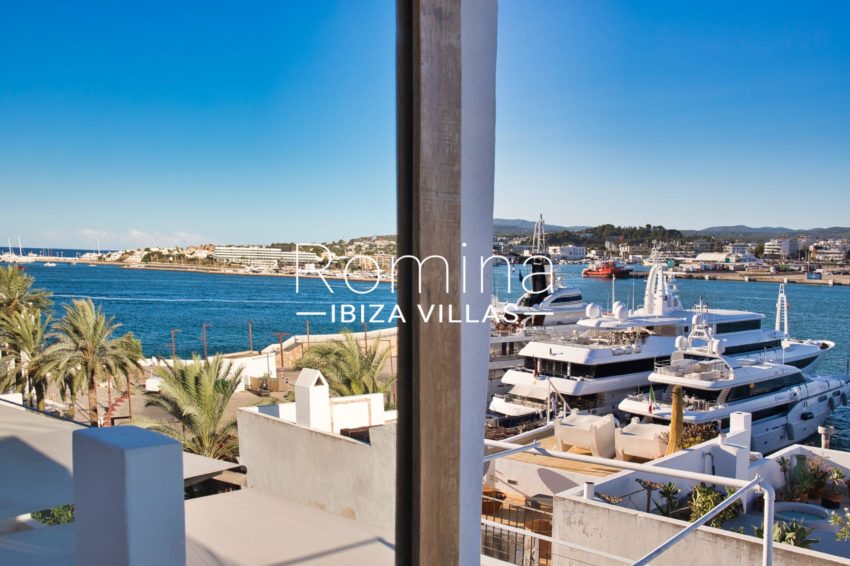 8.3 RV5109-01 Penthouse Blue Light Romina Ibiza Villas