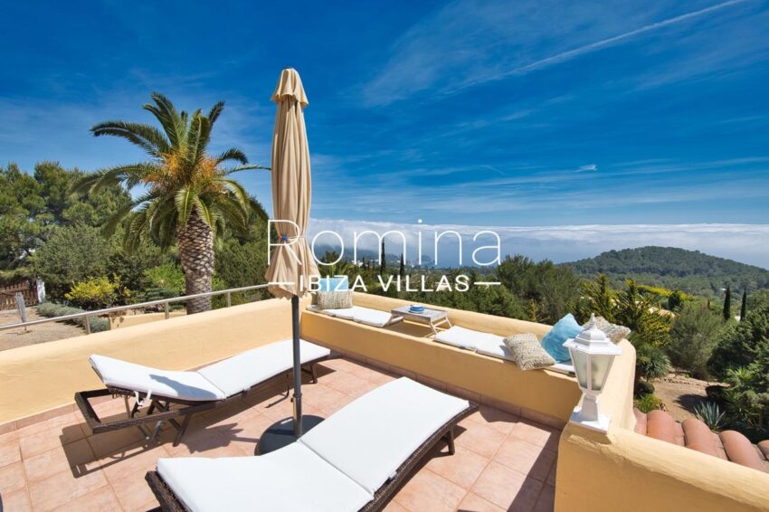 9 www.rominaibizavillas.com:inmuebles:casa-villa-con-4-habitaciones-en-es-cubells-ibiza-en-alquiler-ra82-can-domingo:.jpeg