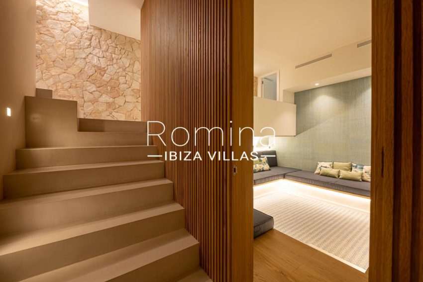 2.9.1 ROMINA IBIZA VILLAS VILLA MARTINET RV5120-38