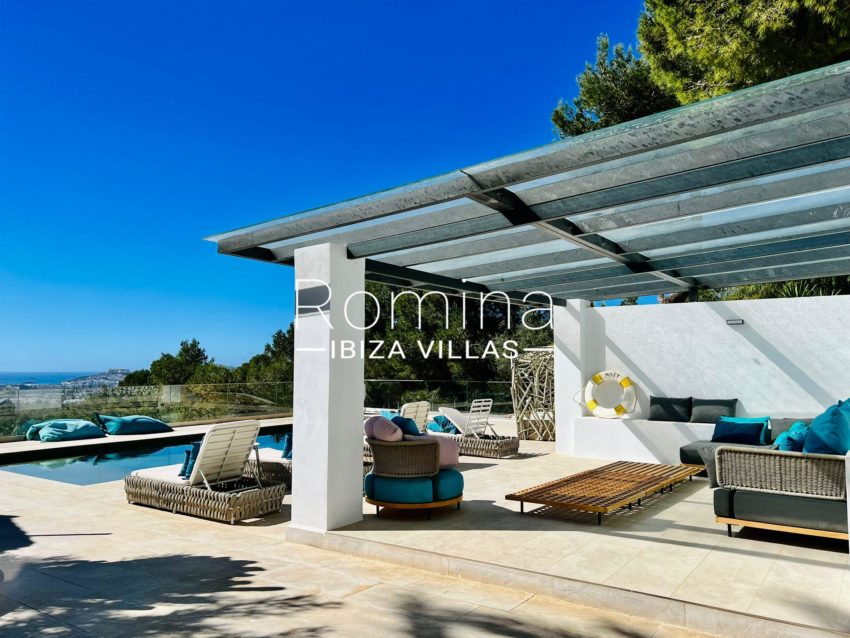 8. pool terrasse RV5111-24 Villa Vila viewsjpg