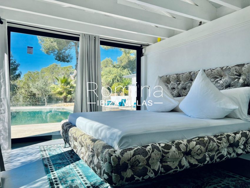 d1.bedrooms RV5111-24 Villa Vila viewsjpg