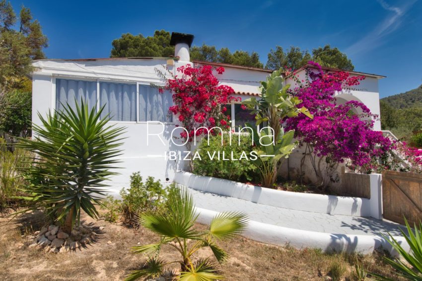1.2 RV5132-01 CASA FICUS ROMINA IBIZA VILLAS