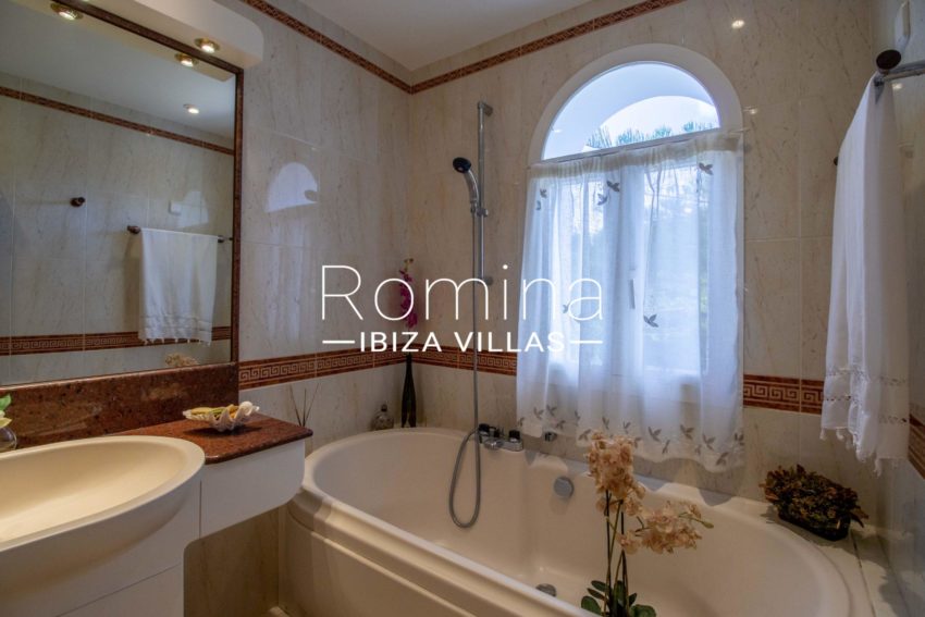 5 ROMINA IBIZA VILLAS RV5133-47 Villa Lluis