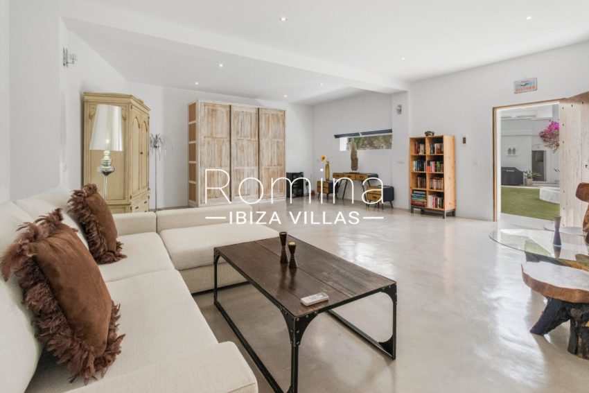 3.5 RV5144-48 Villa Allure Romina Ibiza Villas