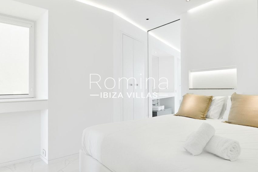 5 RV5145-48 Apartamento Boas Vistas Romina Ibiza Villas