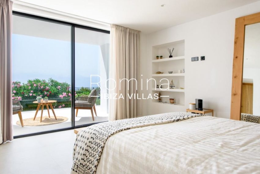 5.2 RV5143-56 Villa Amouage romina ibiza villas