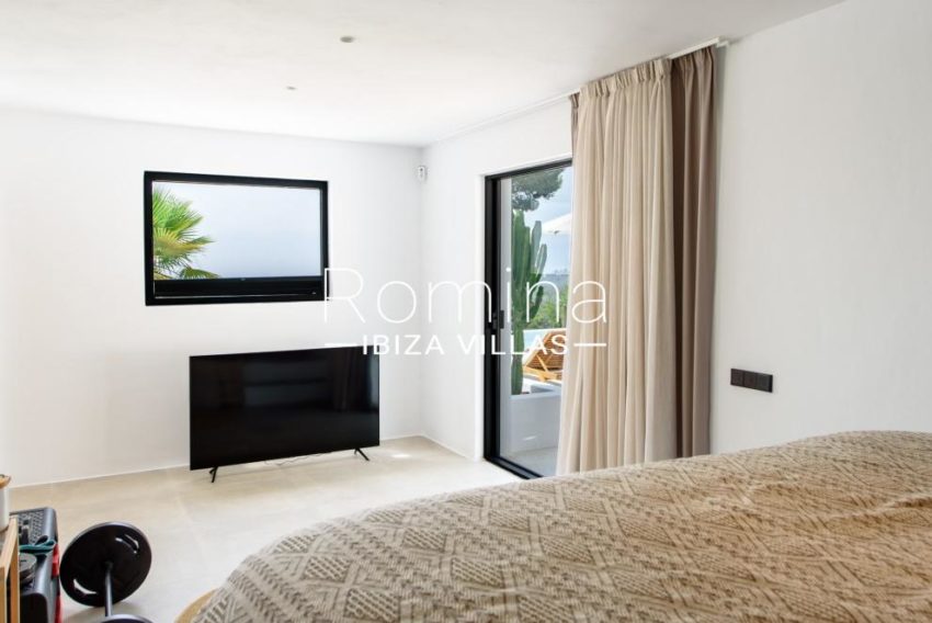 5.5 RV5143-56 Villa Amouage romina ibiza villas