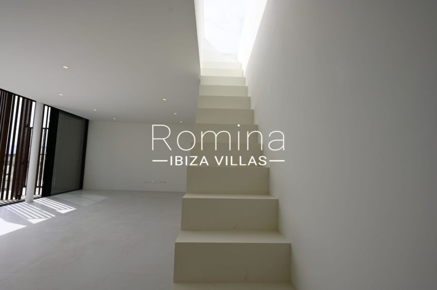 6.5 RV5151-02 Penthouse Urbania Romina Ibiza Villas