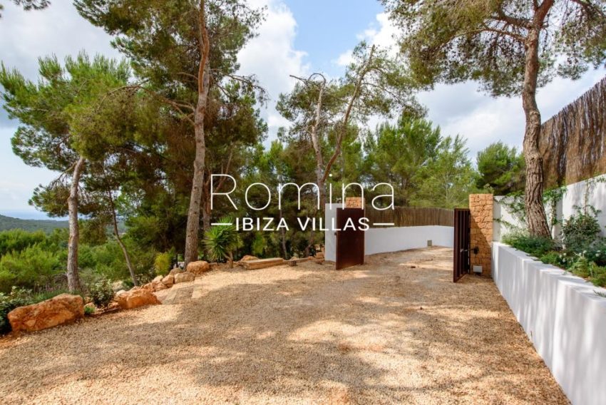 7.2 RV5143-56 Villa Amouage romina ibiza villas